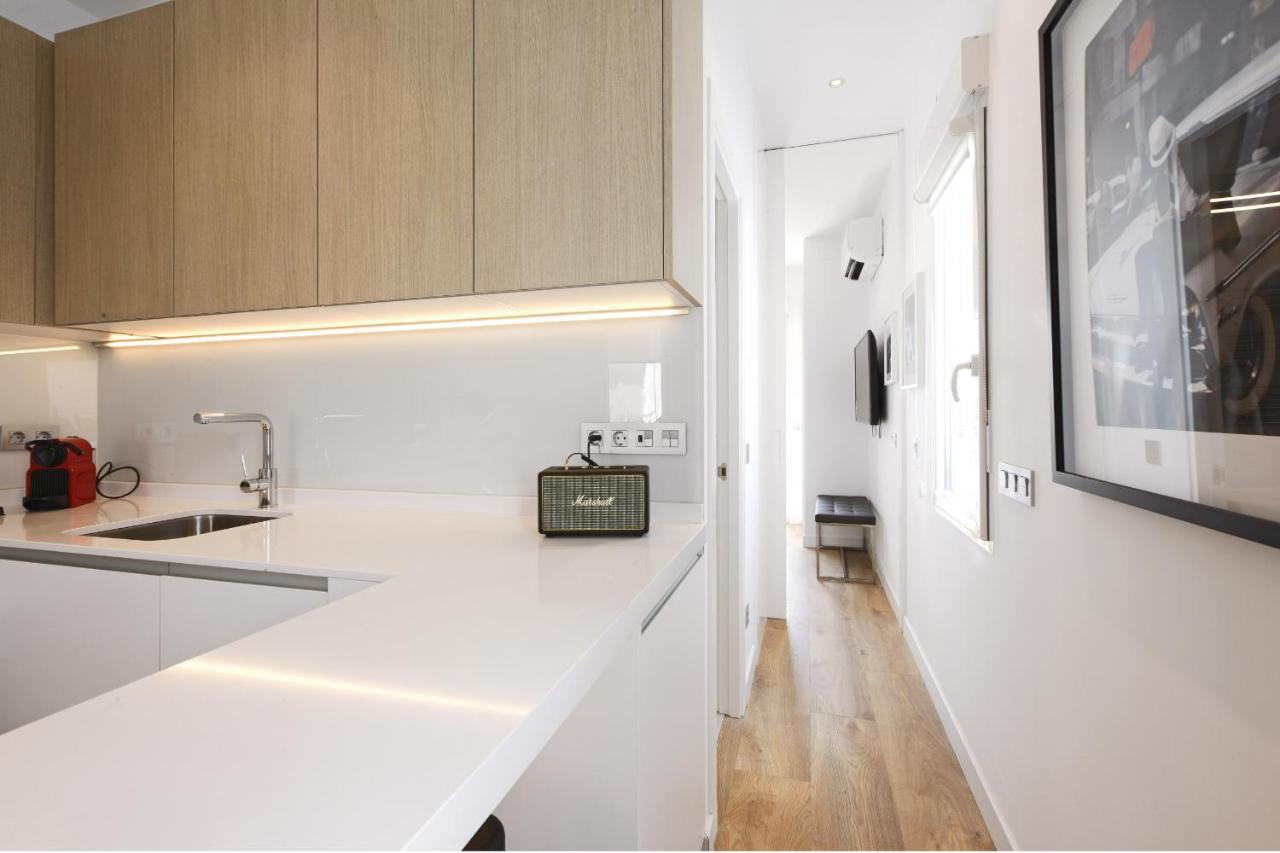 Latina Plaza Apartment Madrid Exterior foto