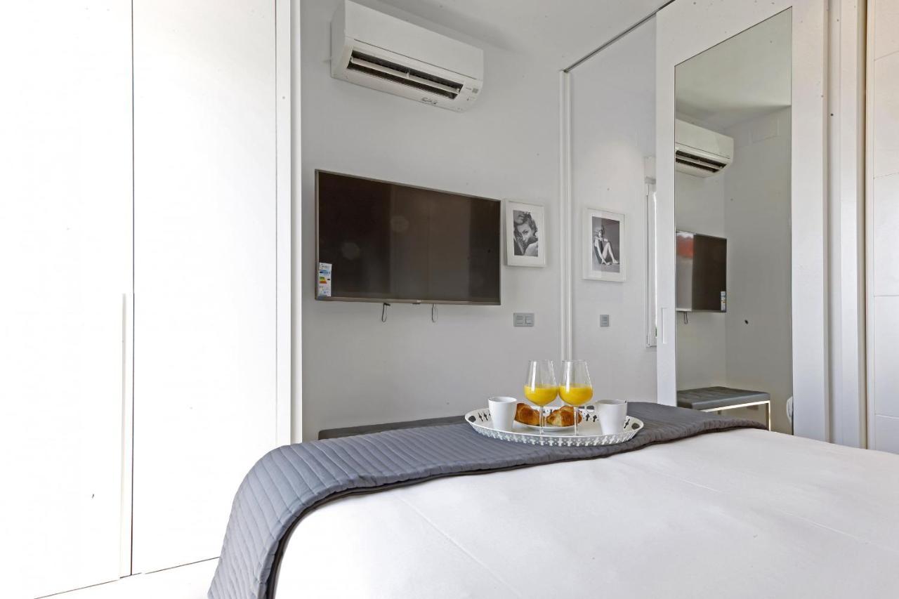 Latina Plaza Apartment Madrid Exterior foto